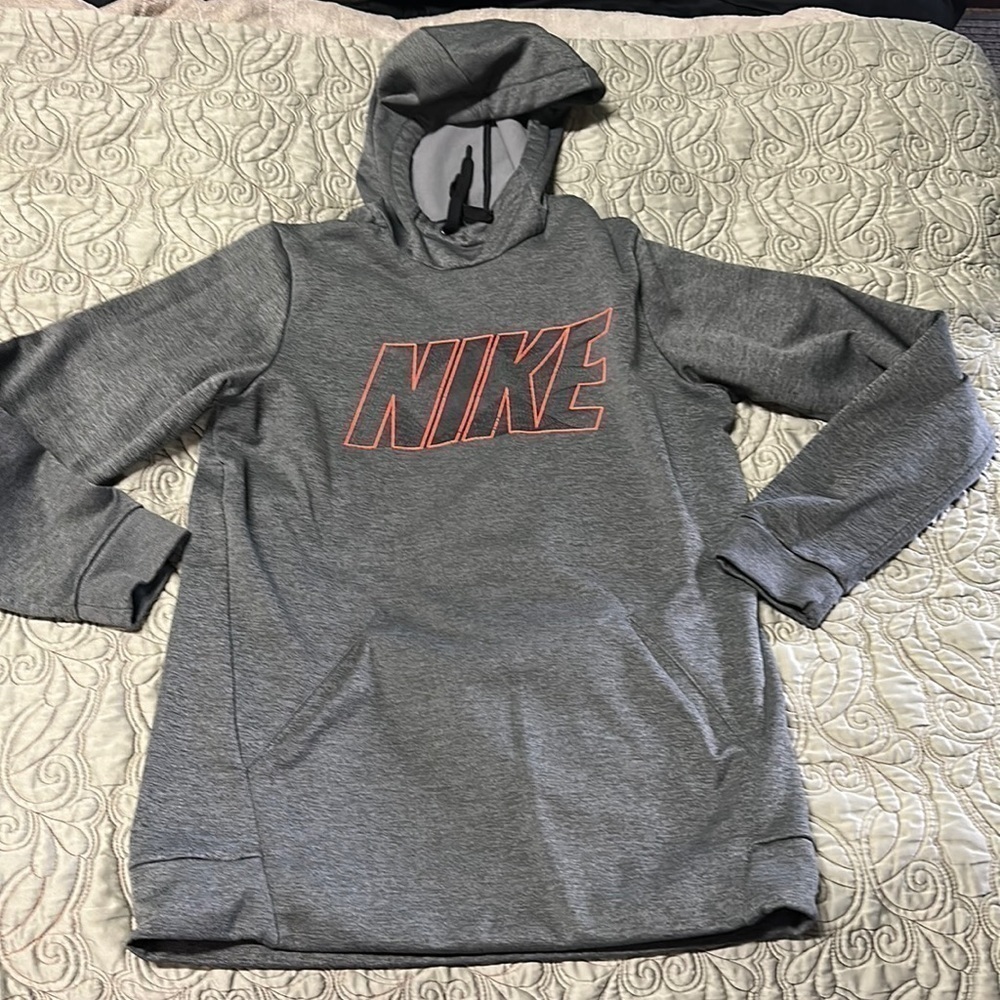 𝅺MENS or Women’s Nike Hoodie Sz S